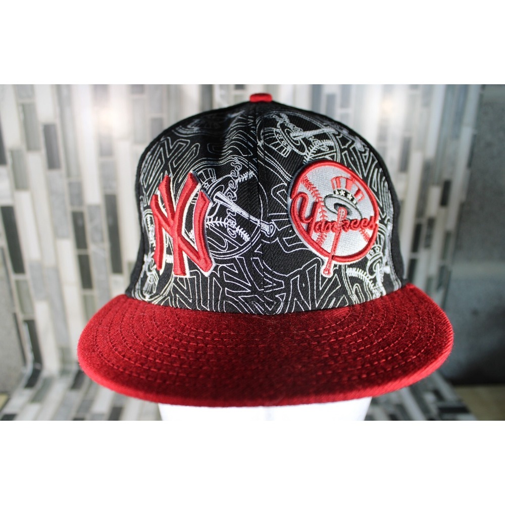 New Era New York Yankess Fitted Hat Size 7 1/2‎